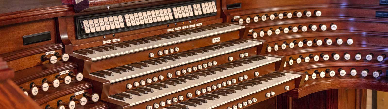 Pipe Organ Console